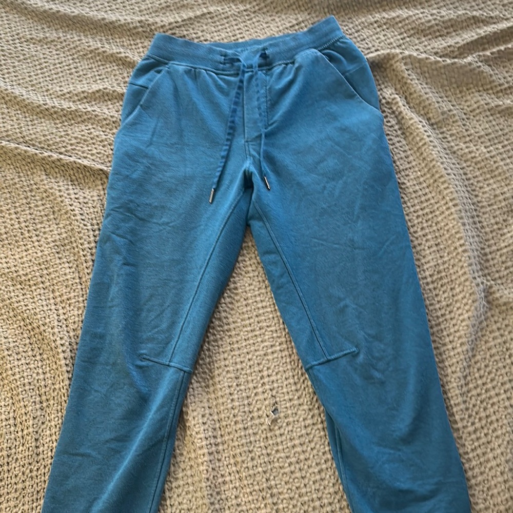 Men’s Lululemon jogger sweats